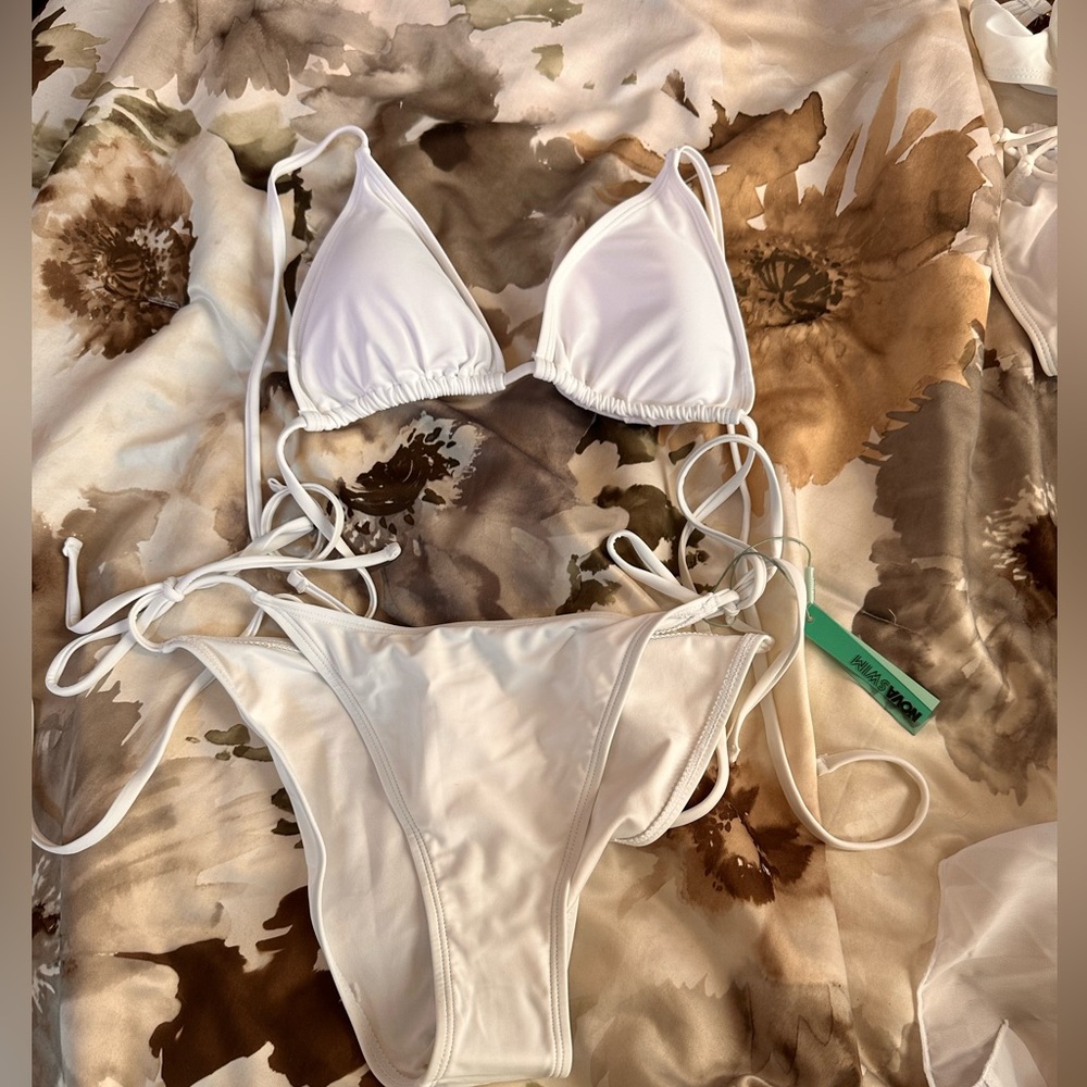Fashion Nova White Bikini *Never Worn*